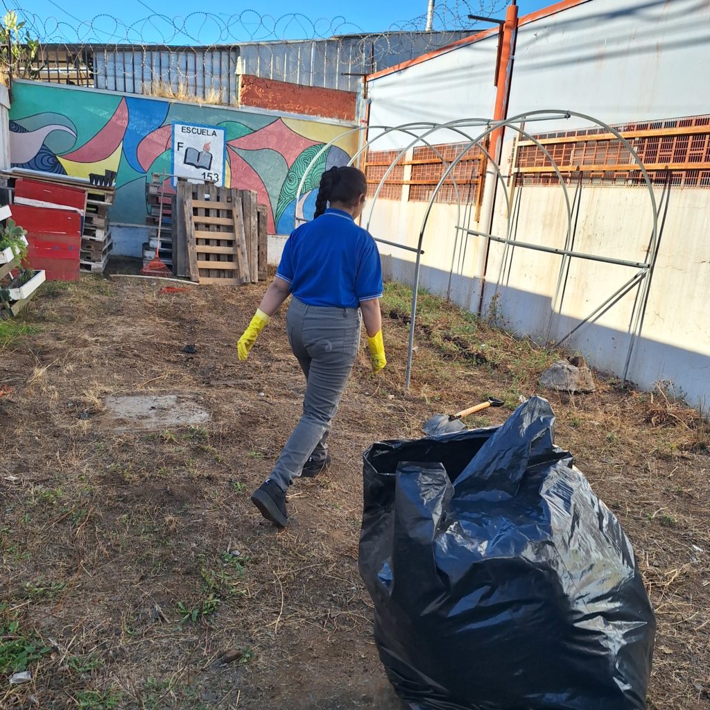 El Día Mundial de la Tierra Escuela Cooperativa Lircay de Talca